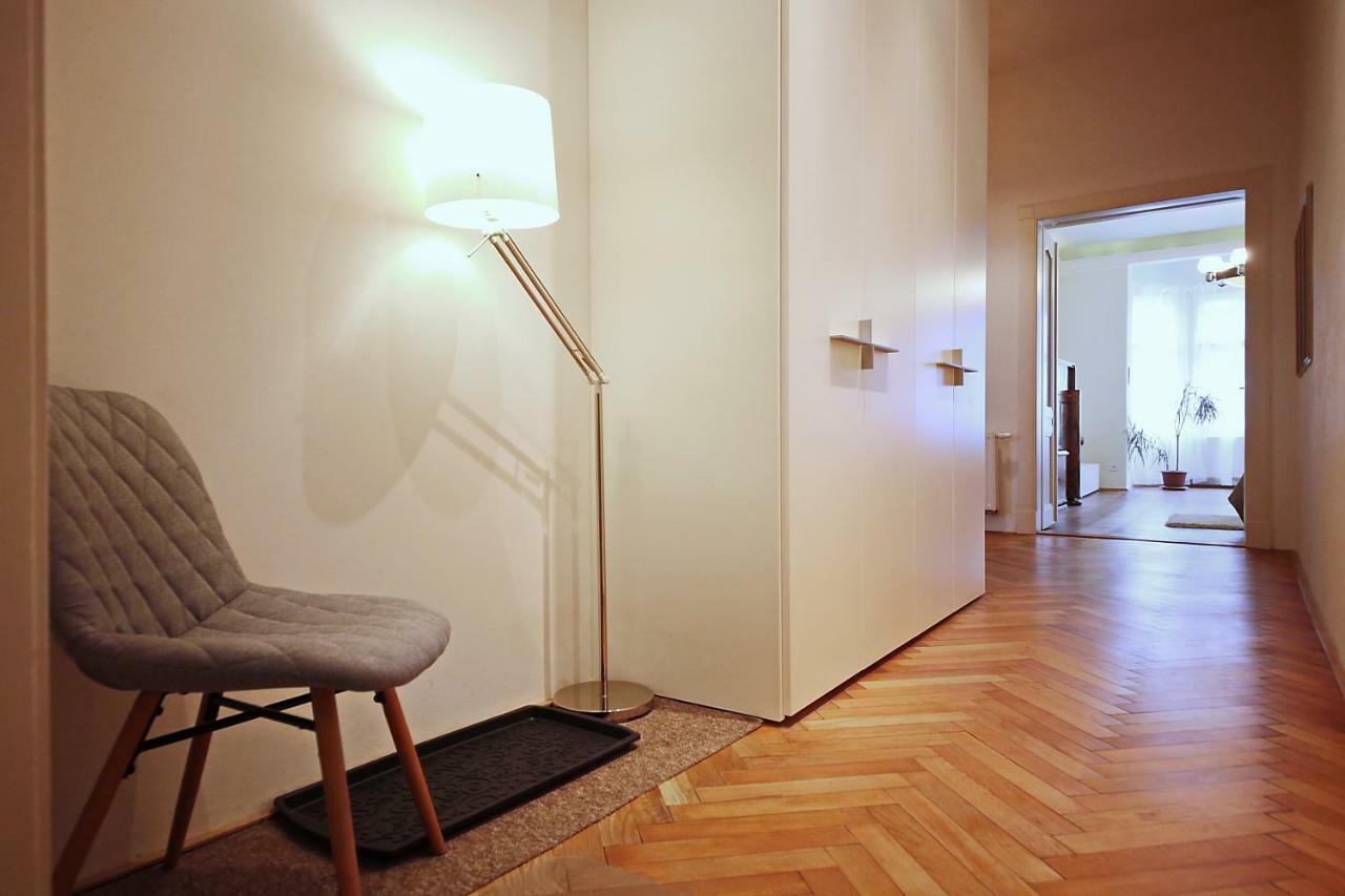 Apartment In The Heart Of Praga Exterior foto