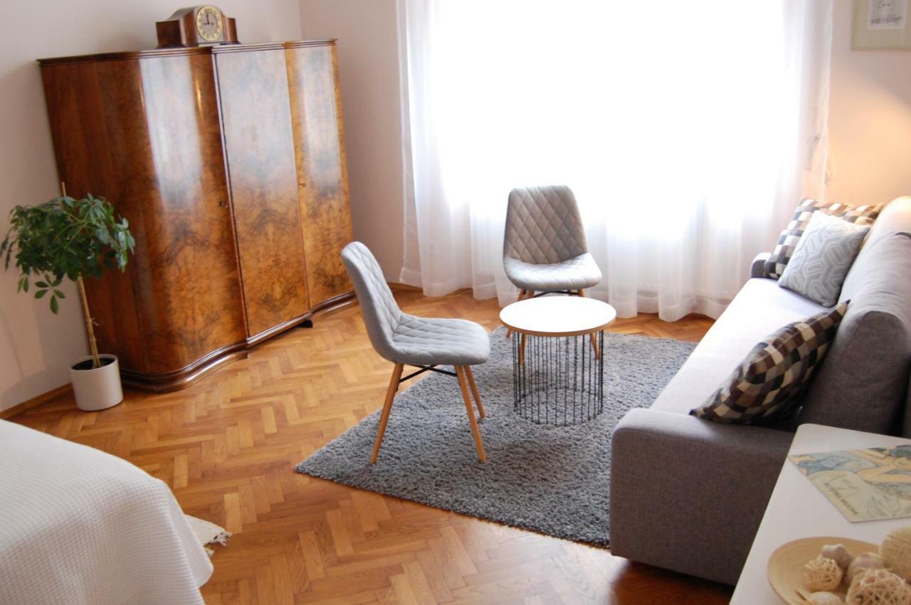 Apartment In The Heart Of Praga Exterior foto