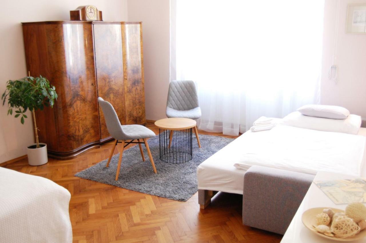 Apartment In The Heart Of Praga Exterior foto